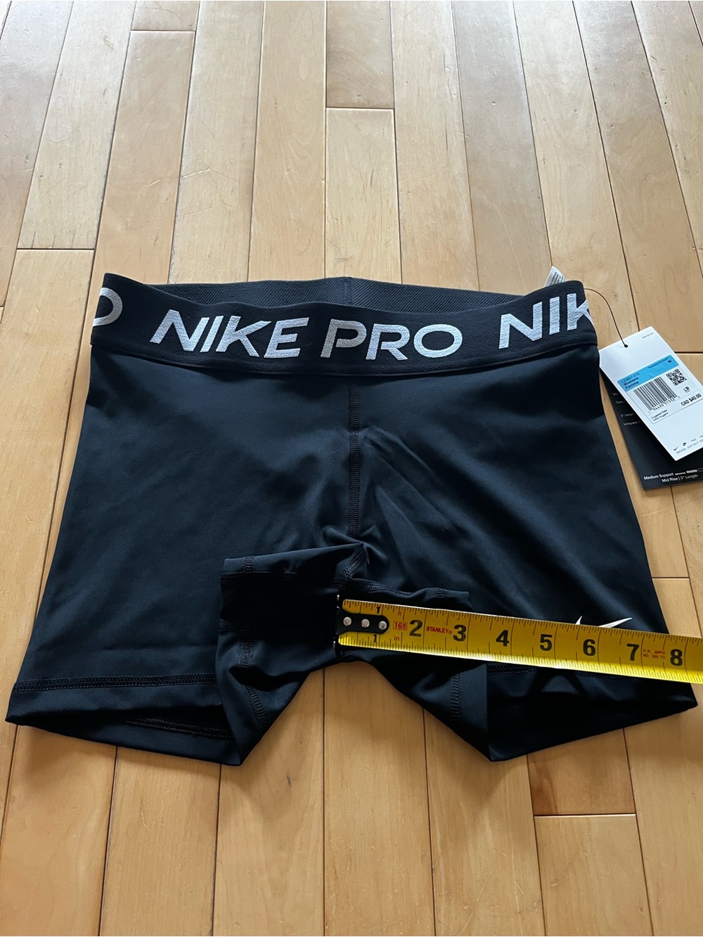 Nike Pro Black Women's Bike Shorts with White Logo - Picture 3 of 6